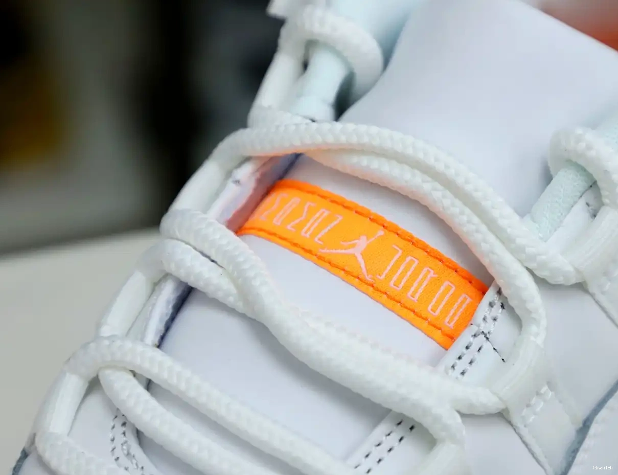 WMNS AIR LOW JORDAN 11 CITRUS' 'BRIGHT RETRO 0327